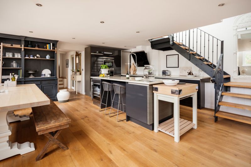 Wide Plank Hardwood Floors